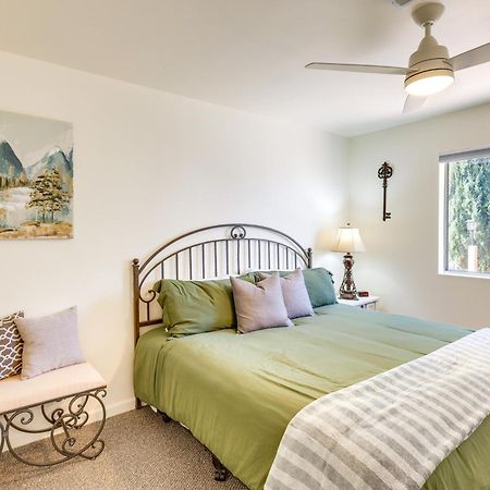 Kingman Vacation Rental With Yard And Fire Pit Kültér fotó
